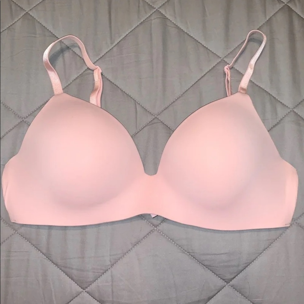 Light pink Victoria’s Secret wireless bra